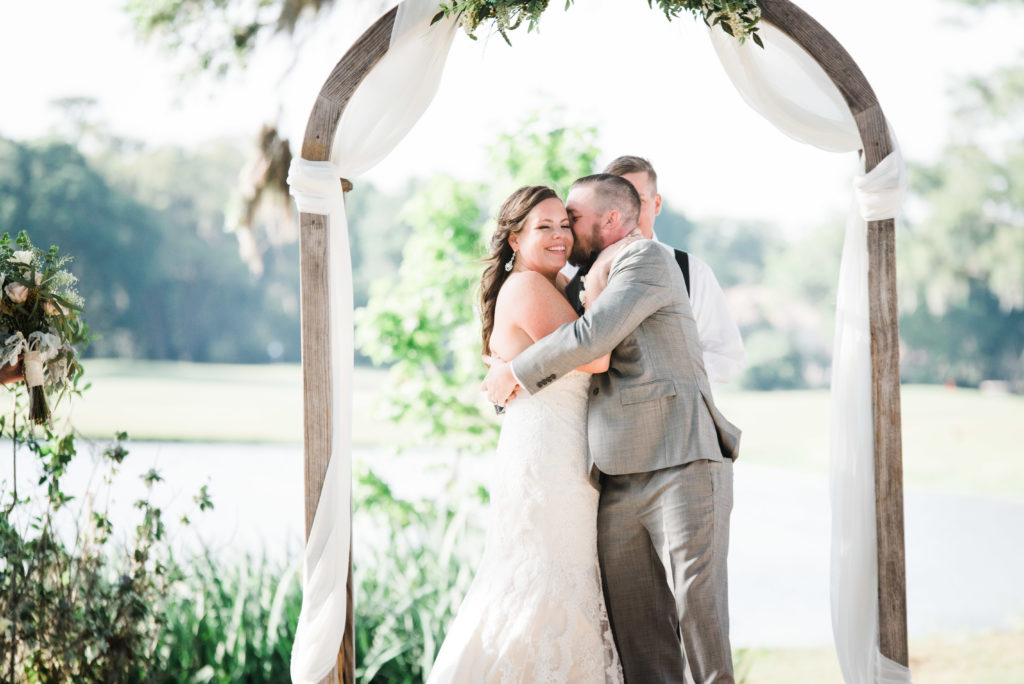 Queen's Harbour country club in Jacksonville Florida Photography by Chabeli Woolsey Black Tie & Co www.btcweddings.com