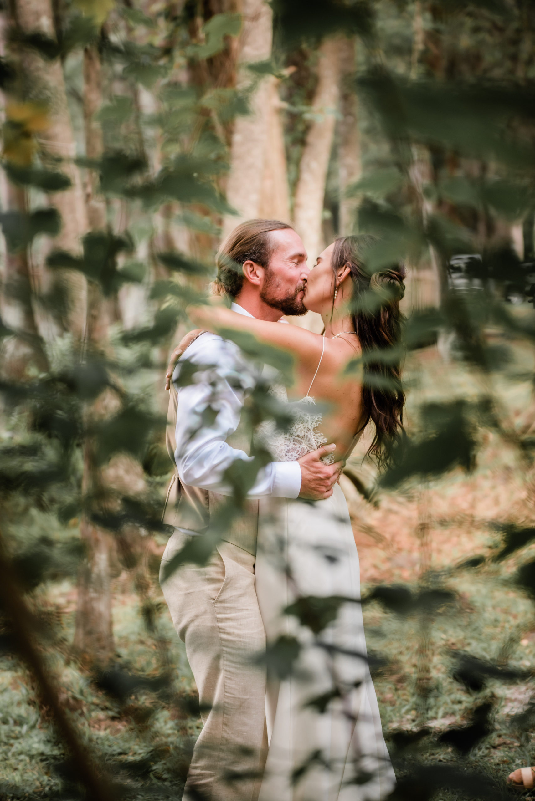 Bride and Groom photos at Spirit of the Suwannee wedding, Live Oak Florida, Black Tie and Co.