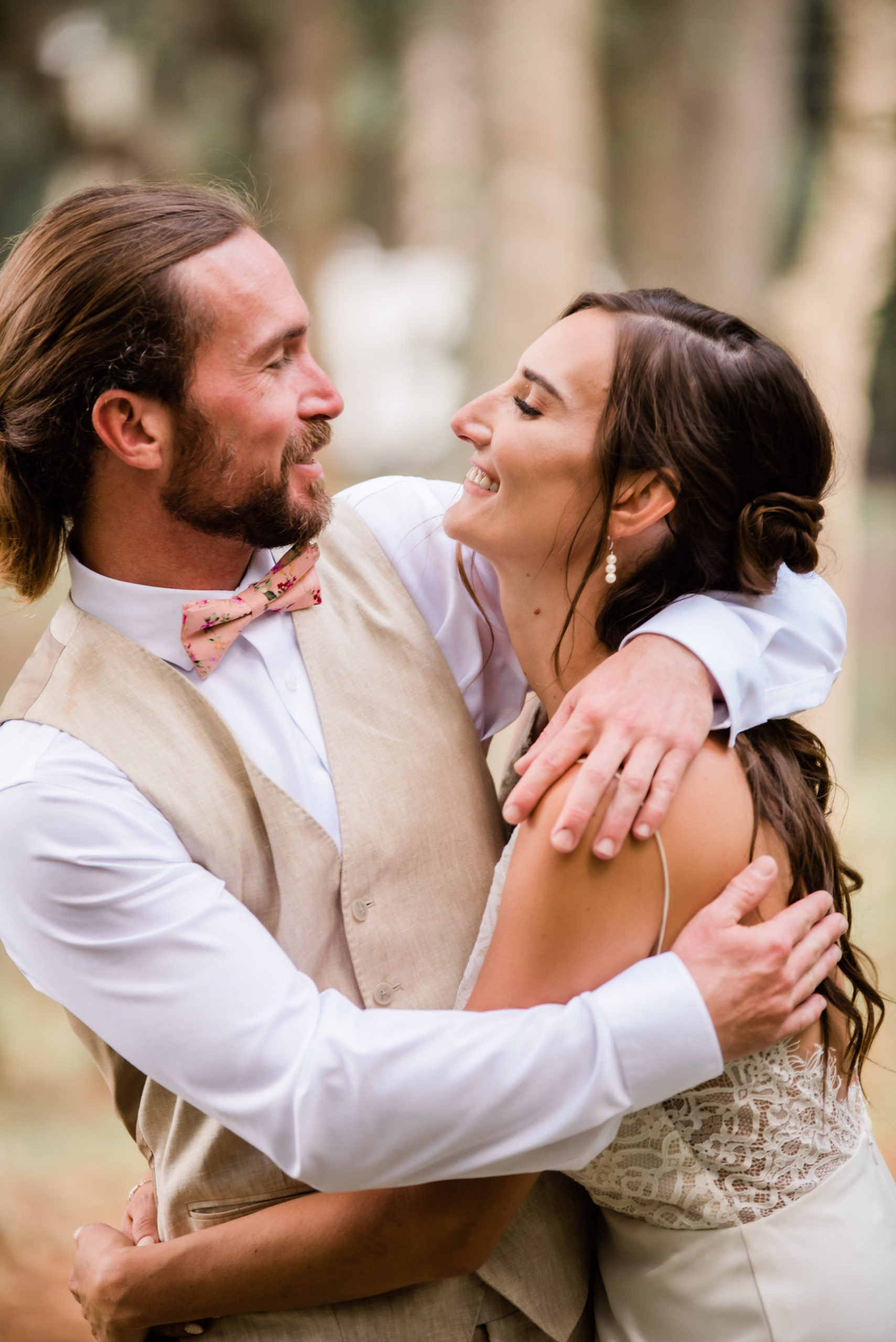 Bride and Groom photos at Spirit of the Suwannee wedding, Live Oak Florida, Black Tie and Co.