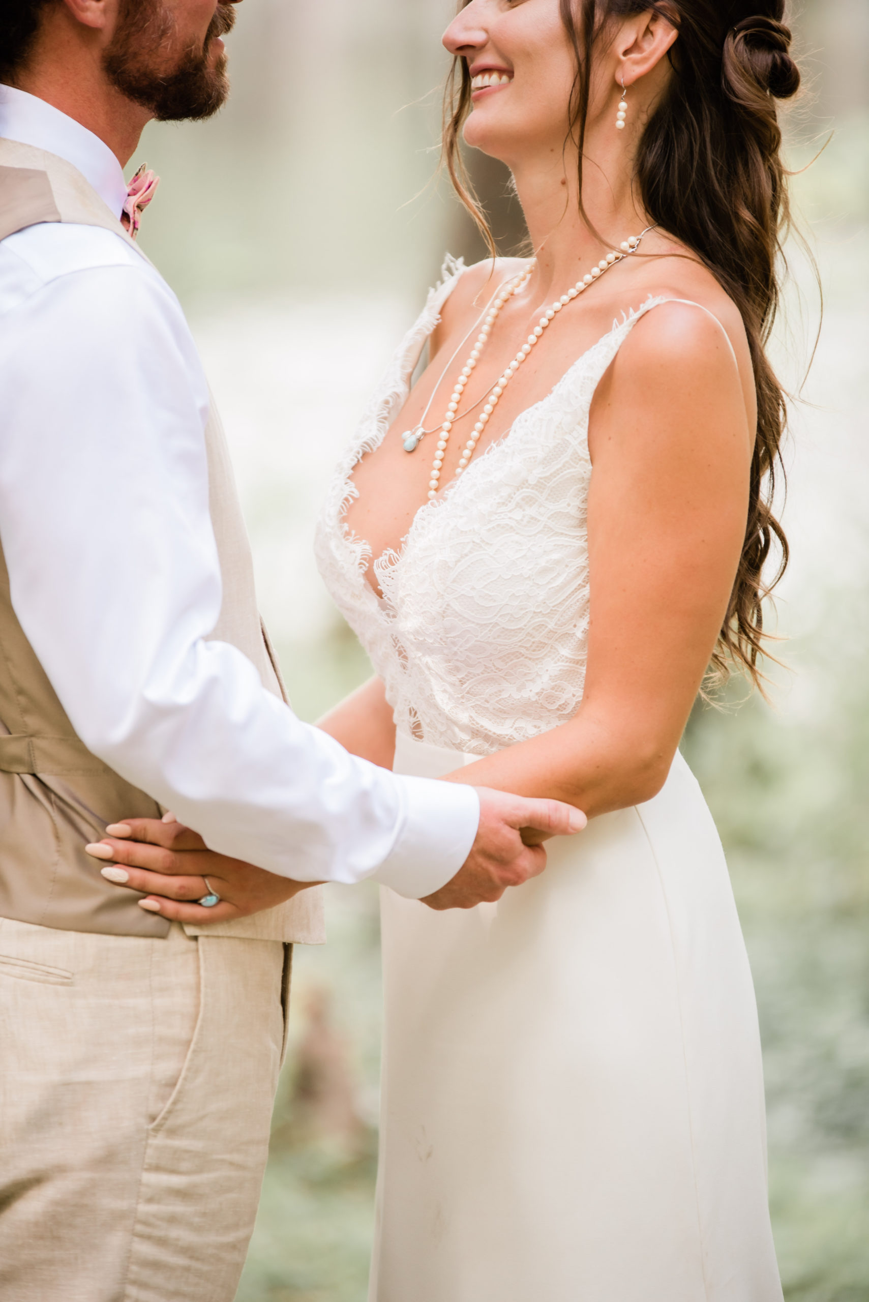 Bride and Groom photos at Spirit of the Suwannee wedding, Live Oak Florida, Black Tie and Co.